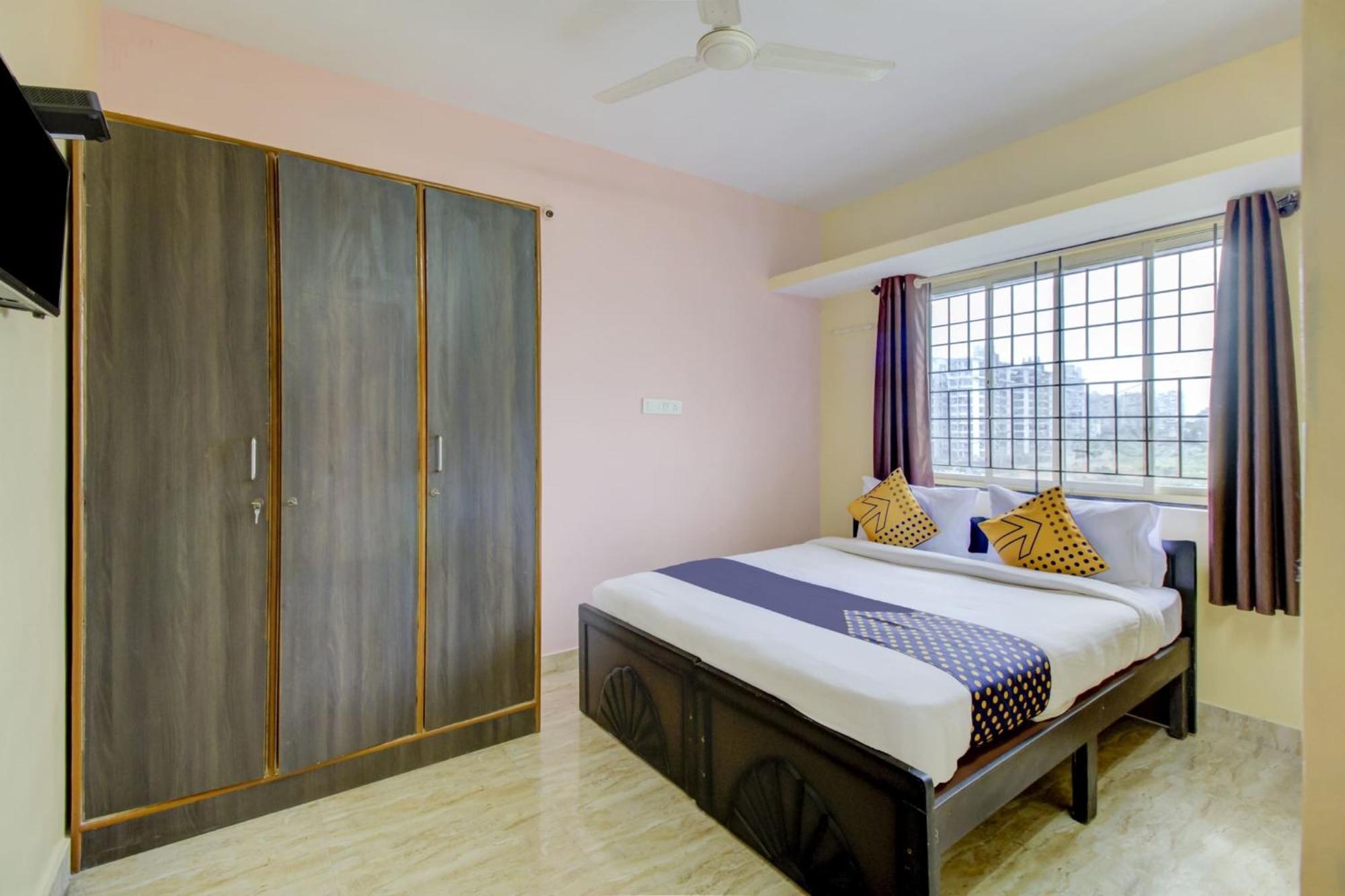 Hotel O Manyata Deluxe Bangalore Esterno foto