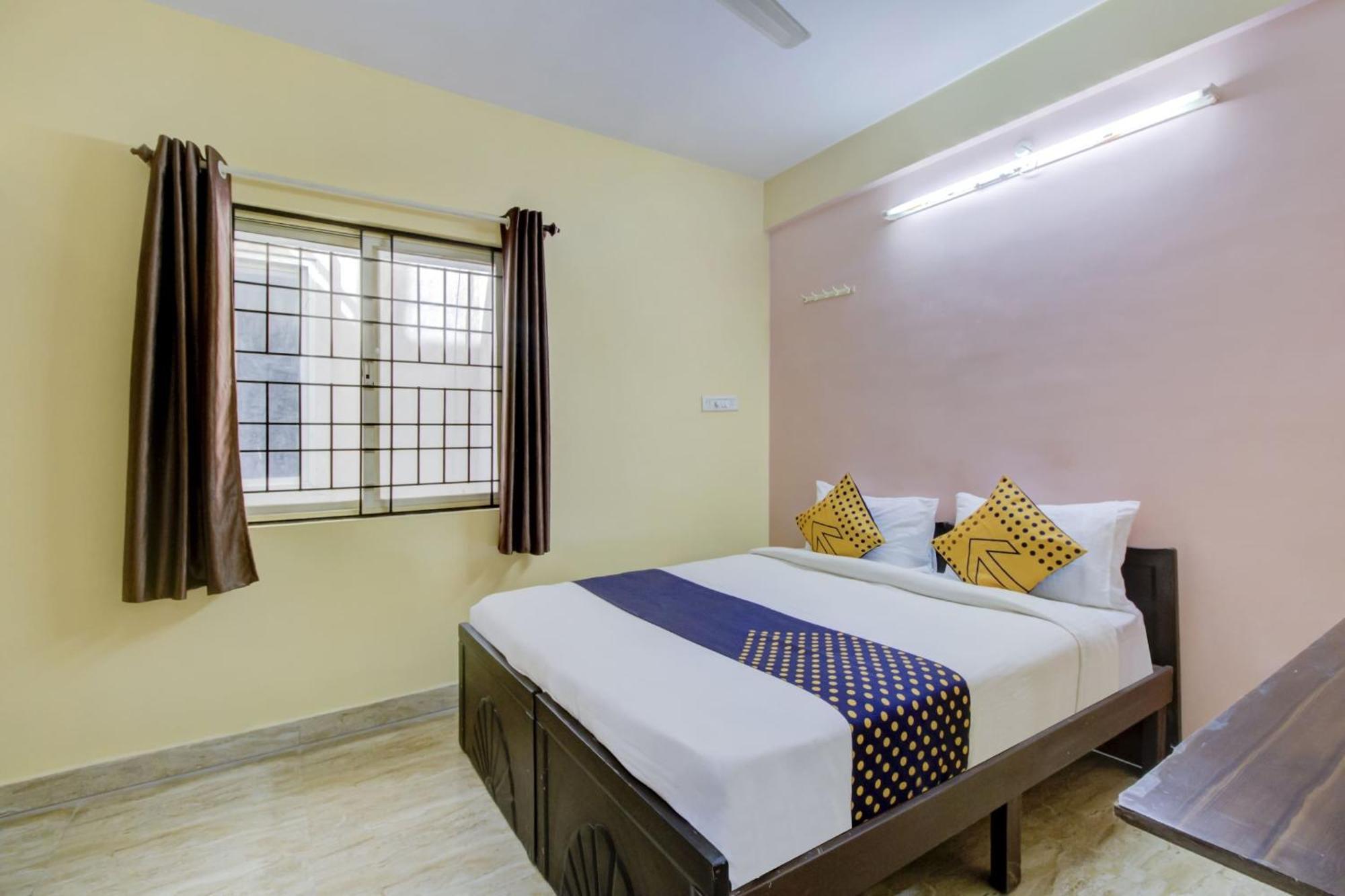 Hotel O Manyata Deluxe Bangalore Esterno foto