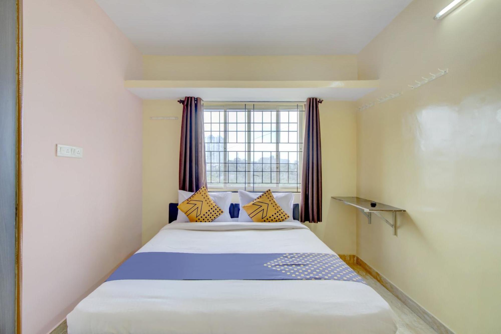 Hotel O Manyata Deluxe Bangalore Esterno foto