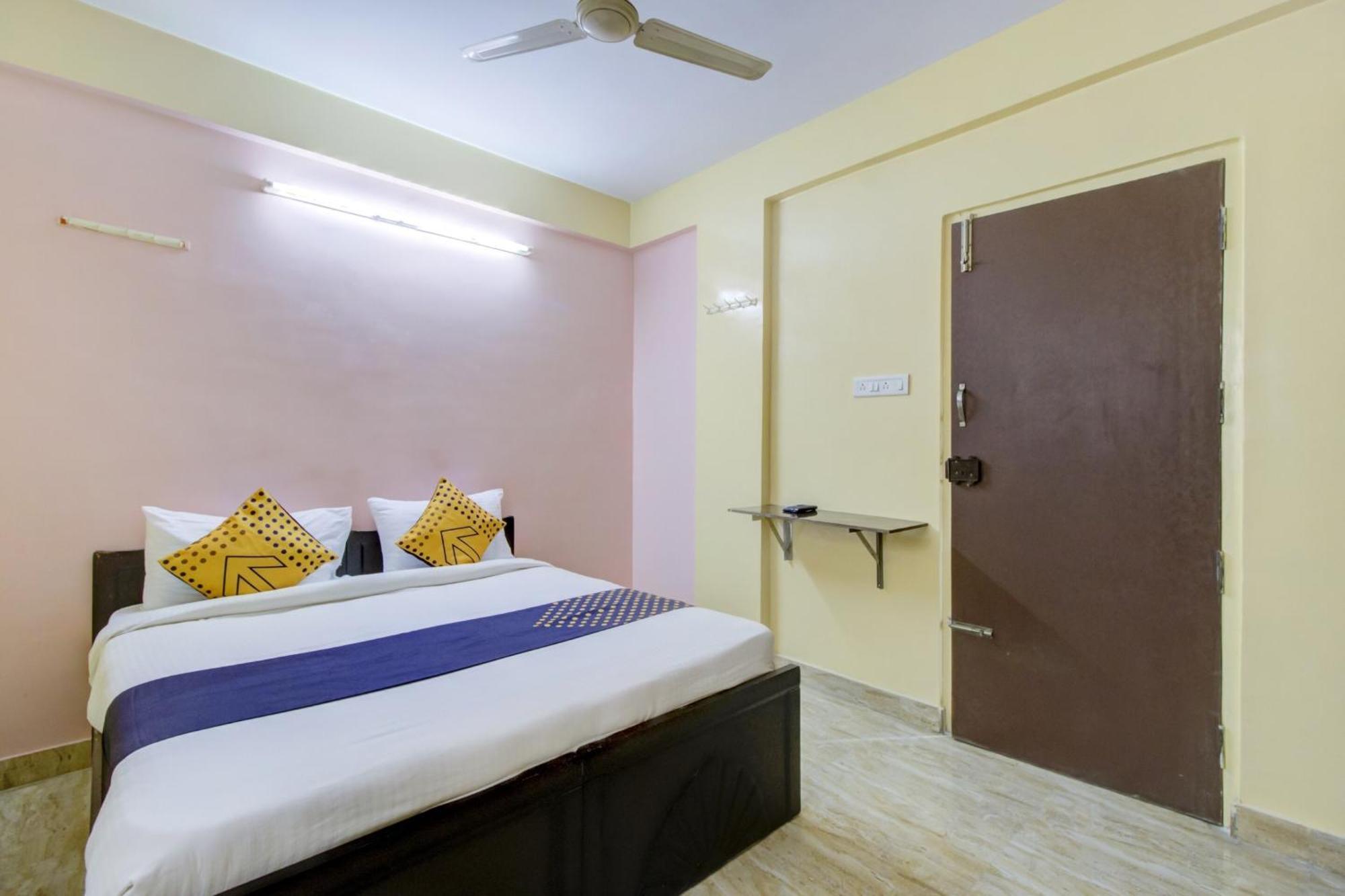 Hotel O Manyata Deluxe Bangalore Esterno foto